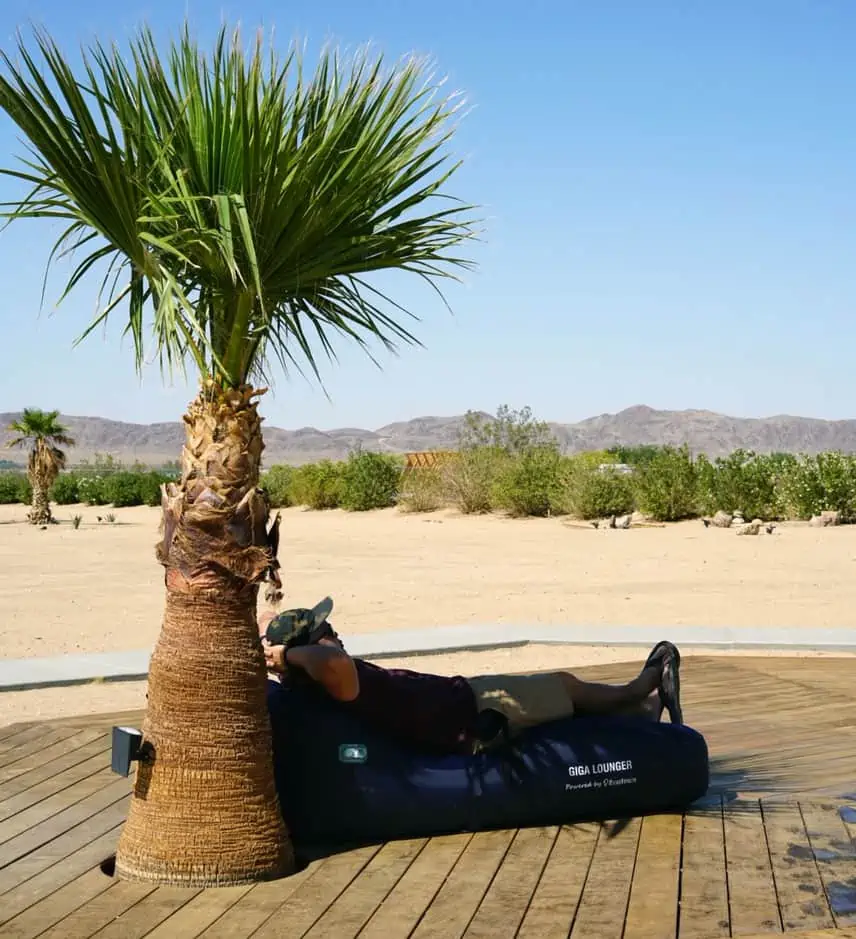 Relaxing in GIGA lounger GS1 - Copyright Rep The Wild