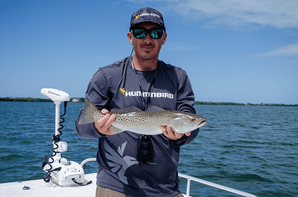 guy wearing polarized glasses for saltwater fishing