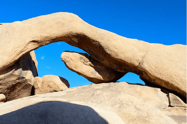 Arch Rock Trail