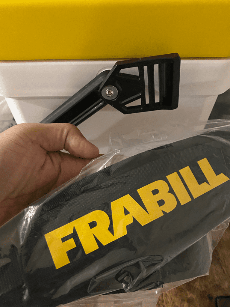 removable Frabill padded shoulder strap