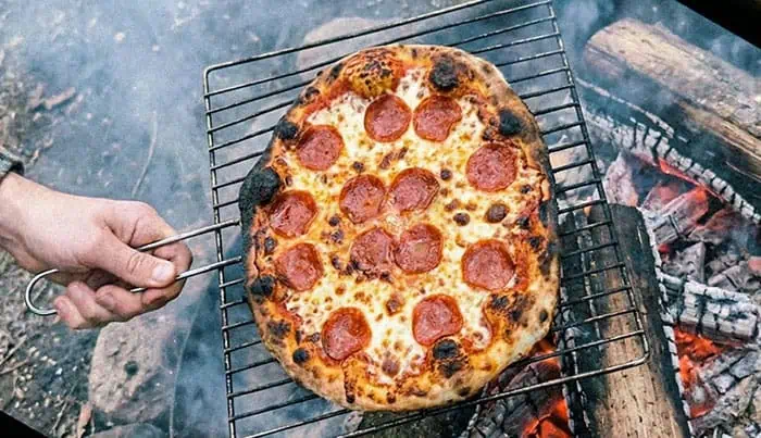 campfire pizza